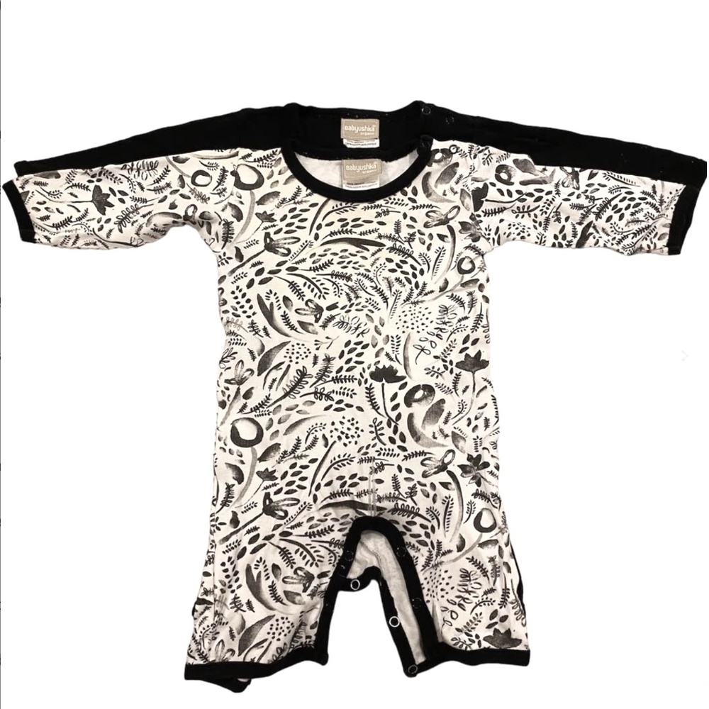 BABYUSHKA ORGANIC SHORT ONESIES